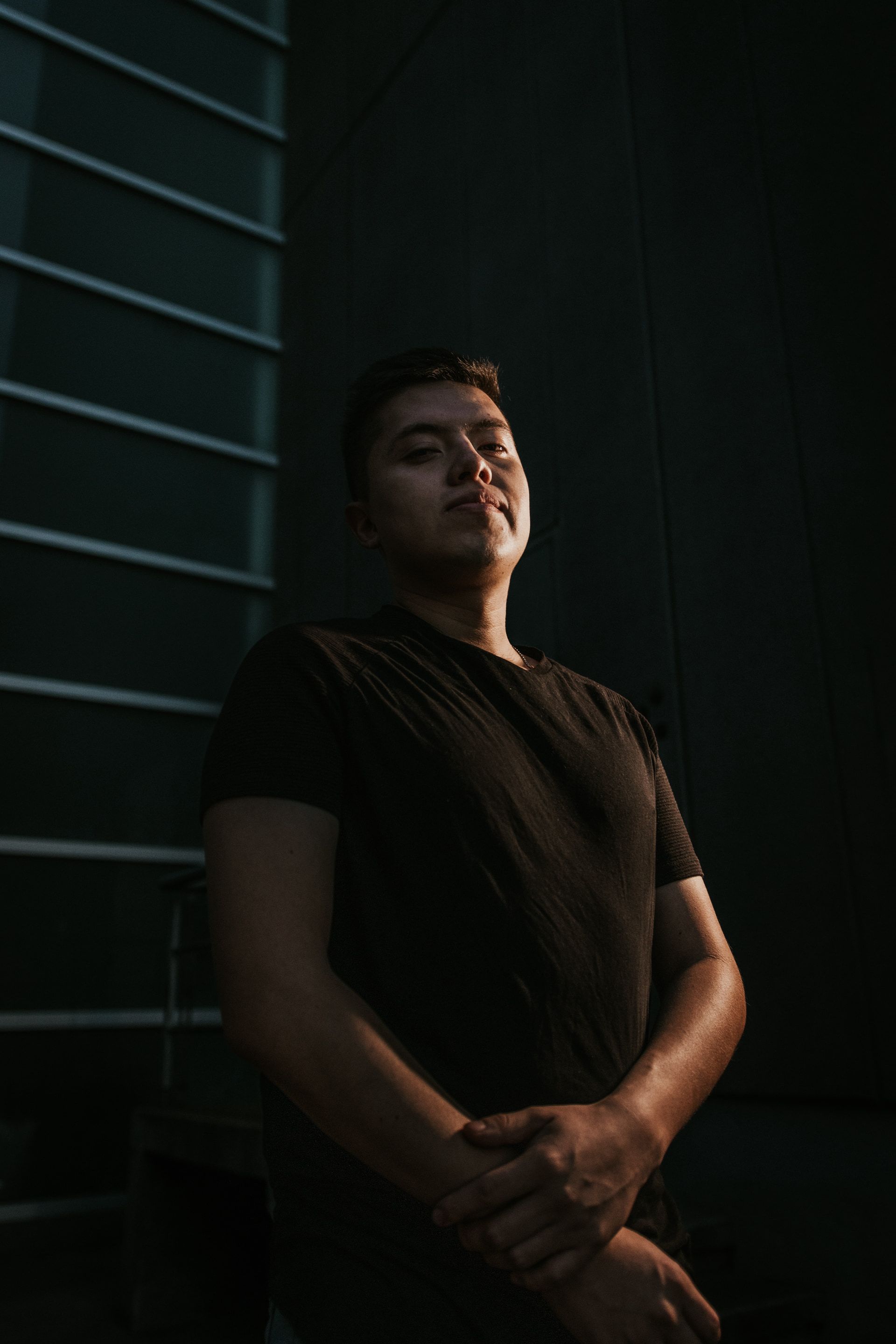 Press photo, vertical